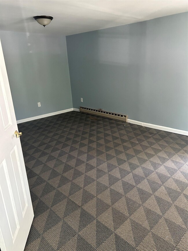 Building Photo - 864 NY-22