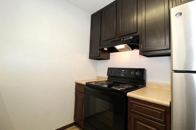 Building Photo - 1908 Sycamore Pl