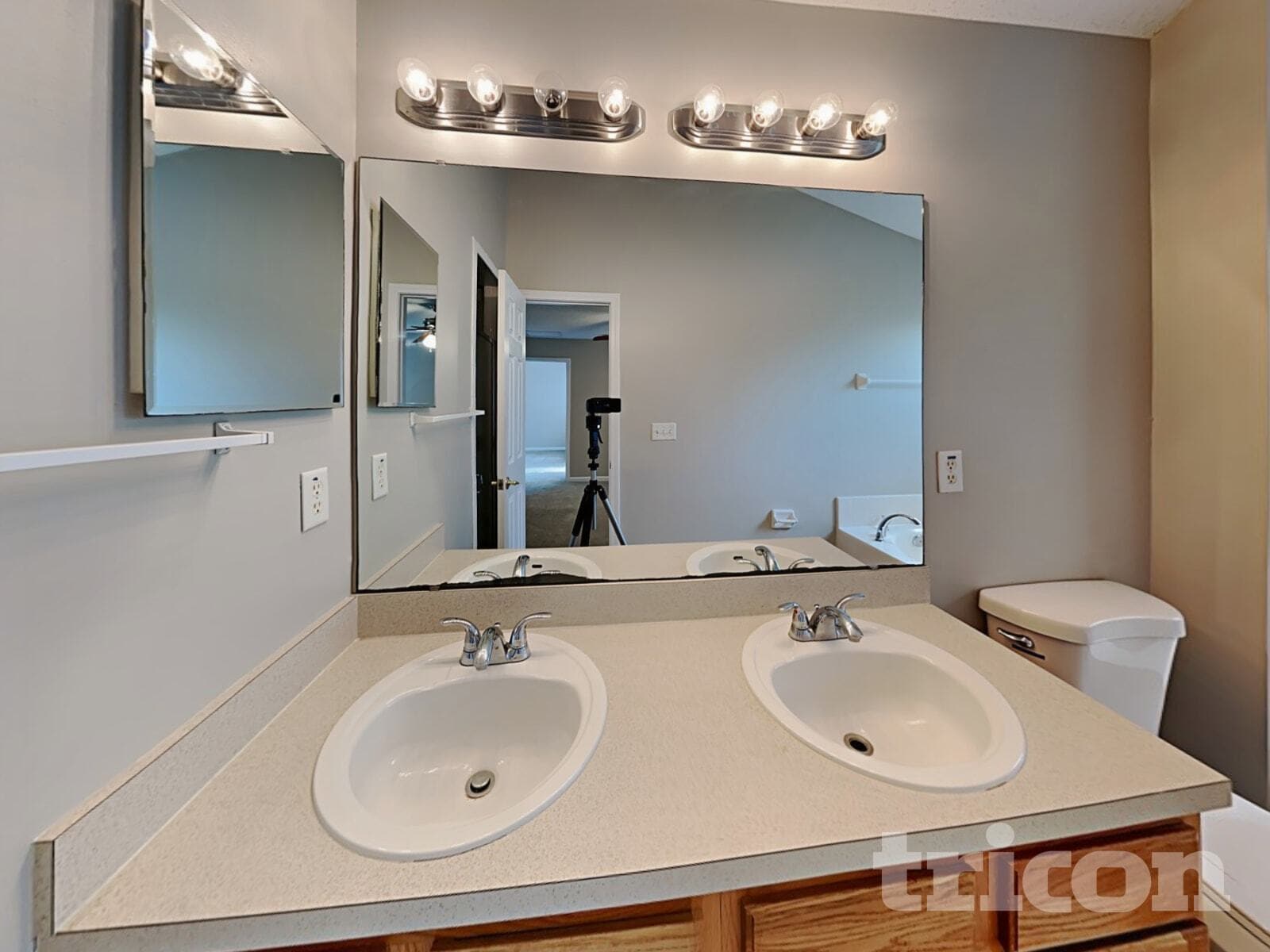 Building Photo - 2950 Bessent Rd