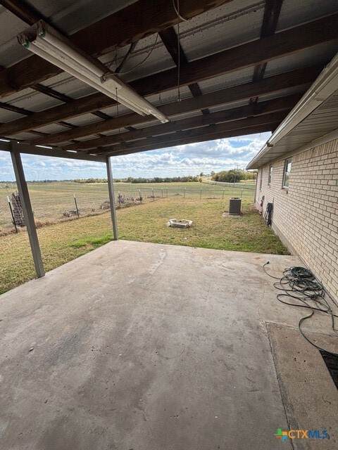 Building Photo - 501 S Main St