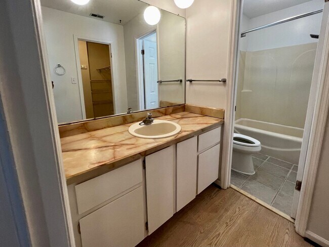 Building Photo - 9 Blue Marlin Cove