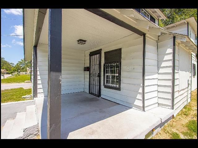 Building Photo - 4322 W 28th St