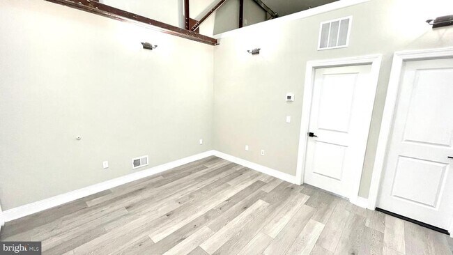 Building Photo - 344-50 Conarroe St