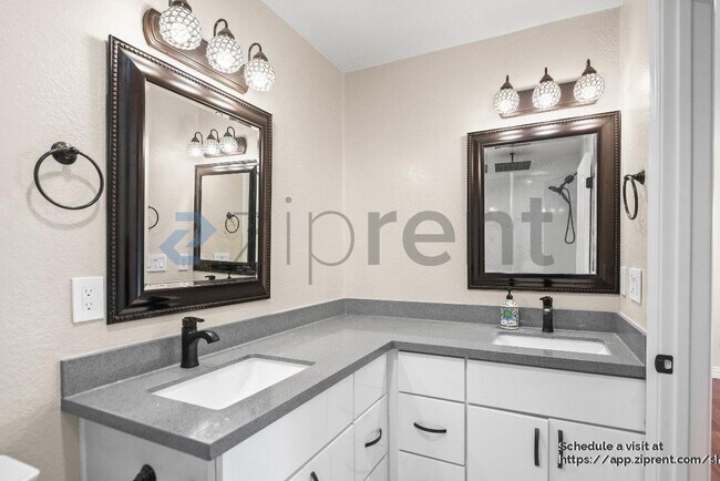 Building Photo - 41098 Bairo Ct