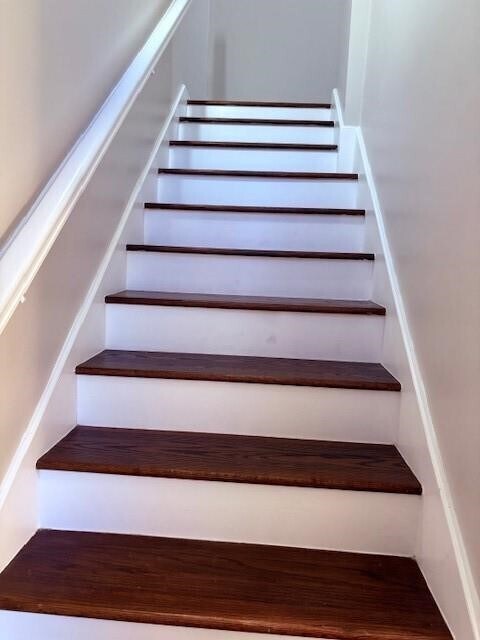 Building Photo - 17163 Beaver Springs Dr