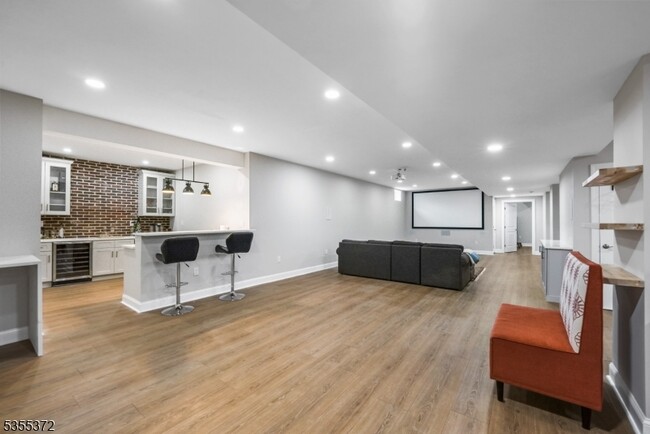 Building Photo - 12 Remy Ct