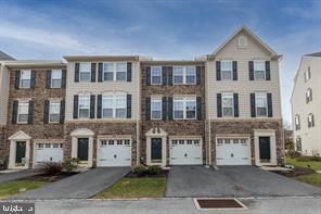 Building Photo - 1644 Oakridge Ln