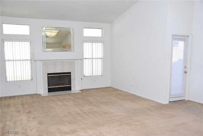 Building Photo - 5453 Desert Valley Dr