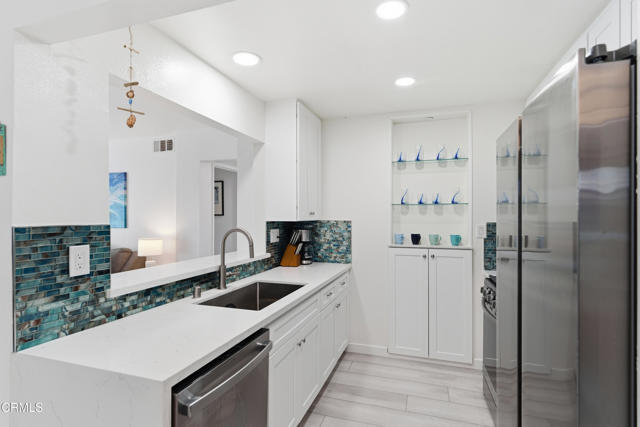 Building Photo - 2053 Majorca Dr