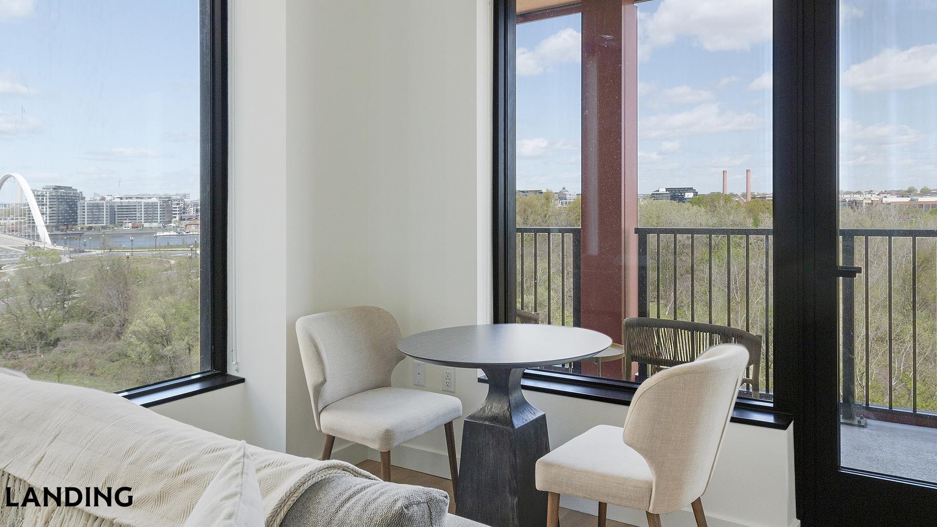 Building Photo - 632 Howard Rd SE