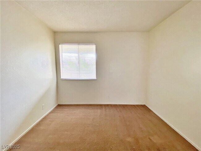 Building Photo - 5340 Retablo Ave