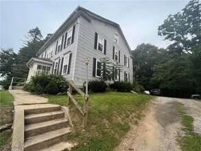 Building Photo - 5466 S Ridge Rd