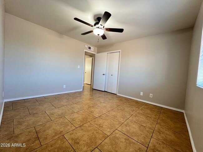 Building Photo - 551 W Gail Dr