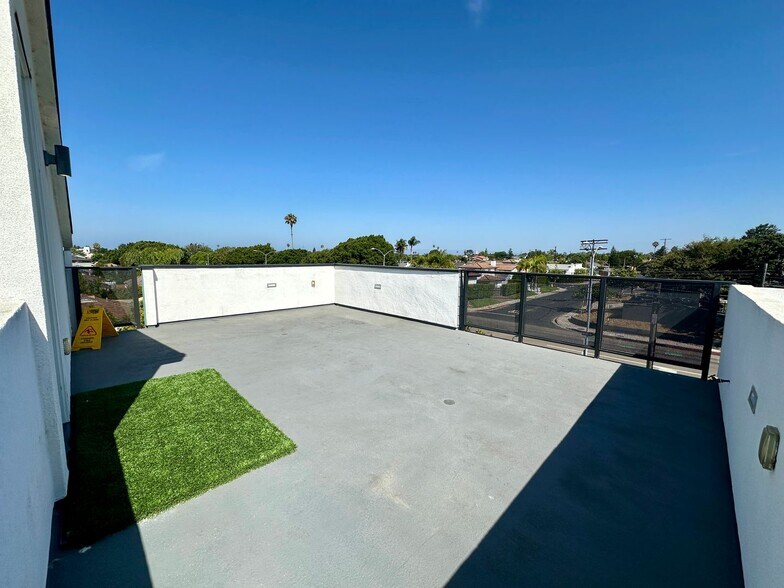 Building Photo - 6439 W 86th Pl