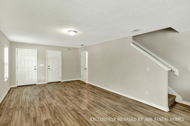 Building Photo - 2803 Hidden Haven Rd