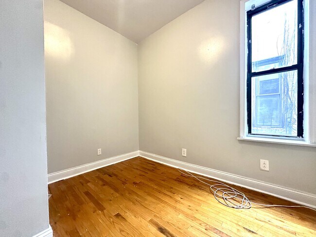 Floorplan - 521 West 156th Street