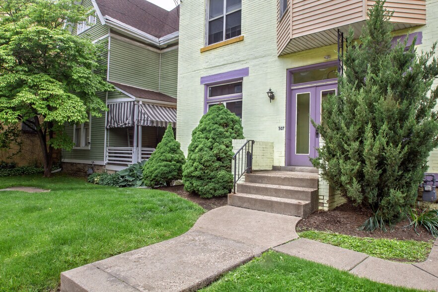 Building Photo - 507 Pitt St