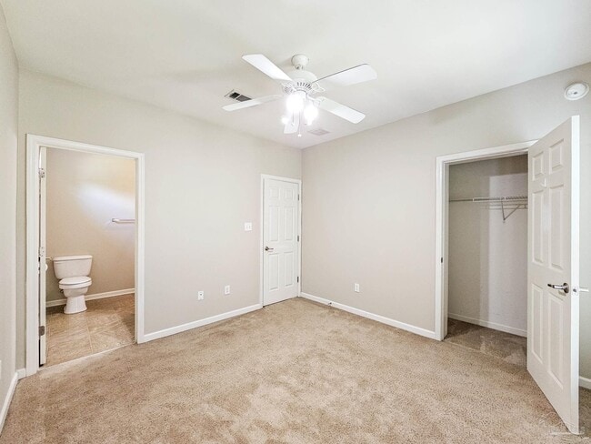 Building Photo - 3210 Seabrook St