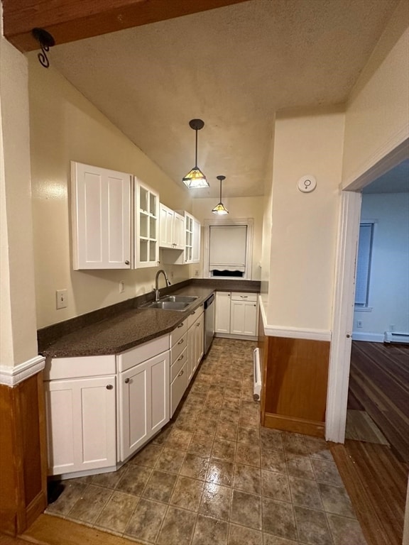 Building Photo - 10-12-12 Lockwood St