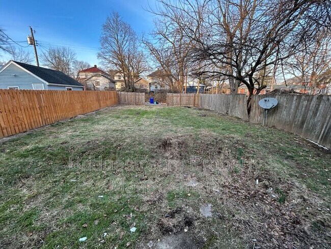 Building Photo - 167 W Hudson Ave