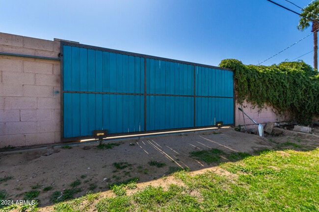 Building Photo - 515 W Toledo St