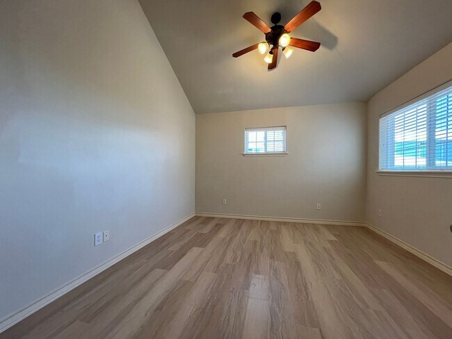 Building Photo - Resort-Style Island Living at Joya Del Mar!