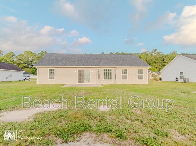 Building Photo - 246 Macarthur Dr