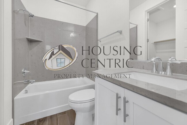 Building Photo - Exceptional Newer Construction Executive Rental in El Dorado Hills