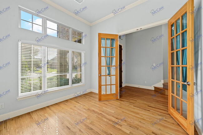 Building Photo - 5595 Lightfoot Ln