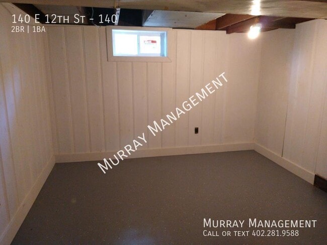 Building Photo - 140 E 12th St