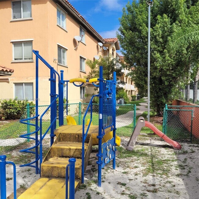 Building Photo - 17612 NW 25th Ave