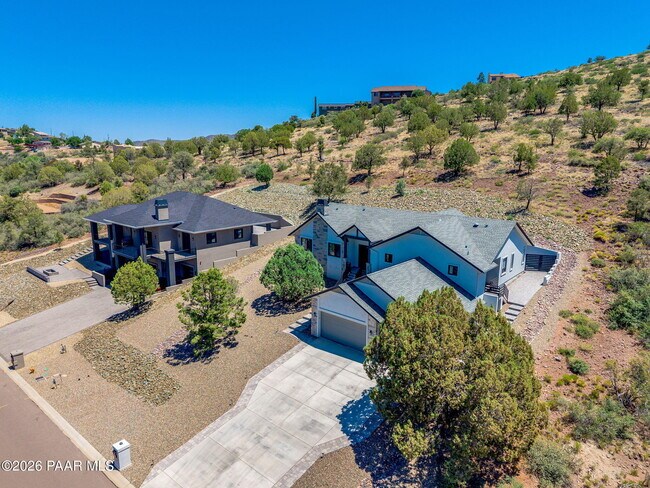 Building Photo - 1020 Sunrise Blvd