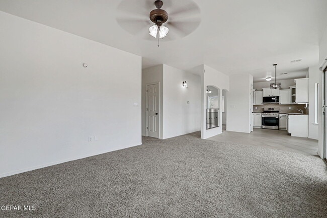 Building Photo - 14188 Strata Rock Dr