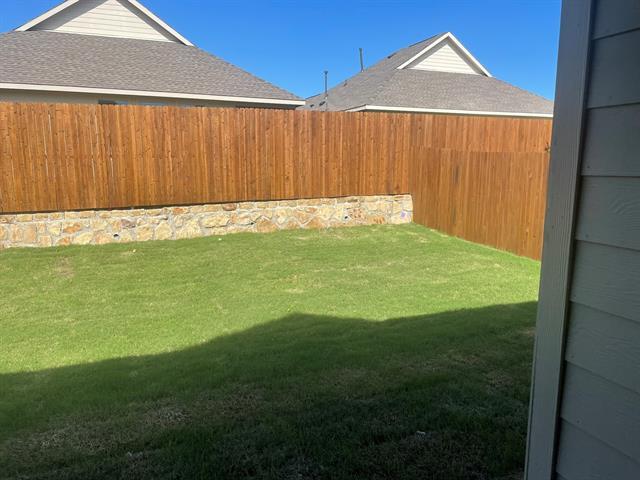 Building Photo - 1202 Sequoia Ln