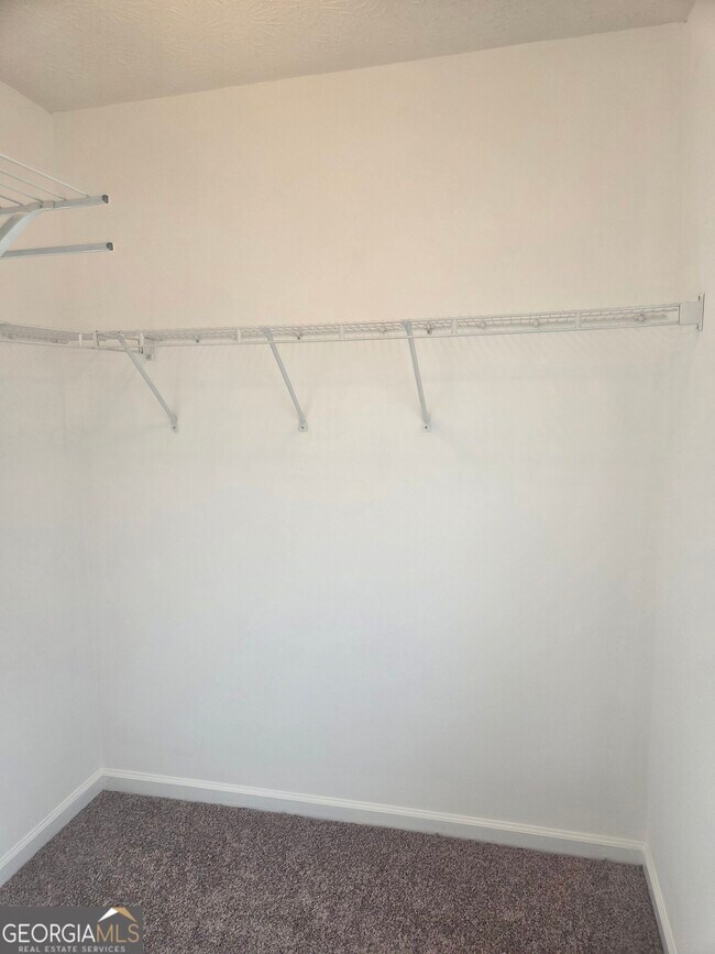 Building Photo - 4303 High Park Ln