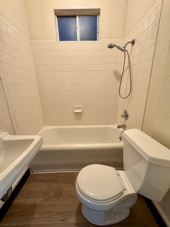 Building Photo - 780 Hayes St