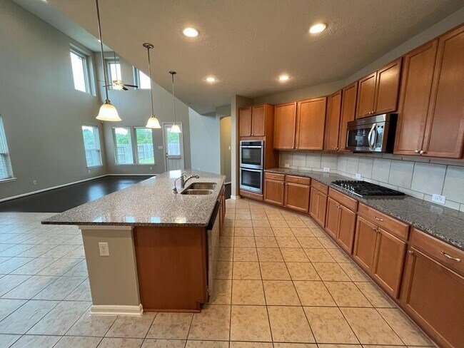 Building Photo - 28639 Cranford Sage Ln