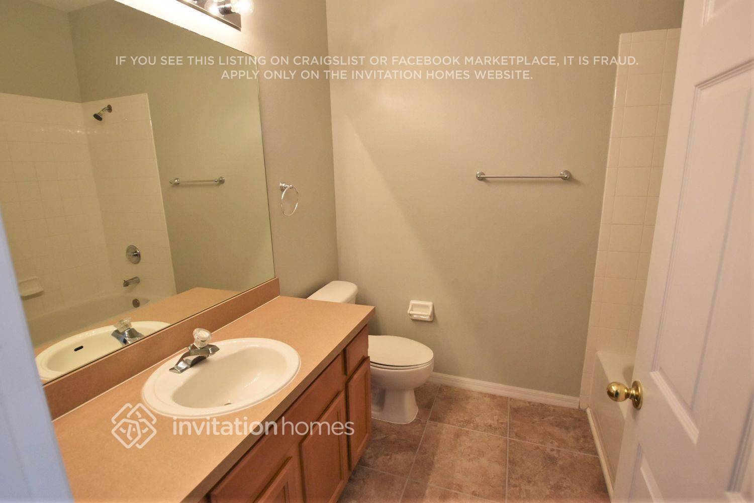 Building Photo - 8345 Baywood Vista Dr