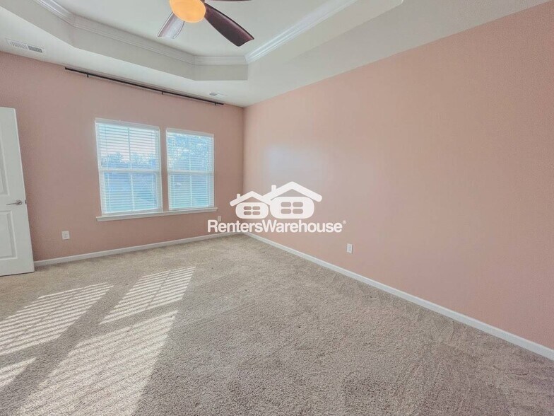 Building Photo - 512 William Tiedeman Ln