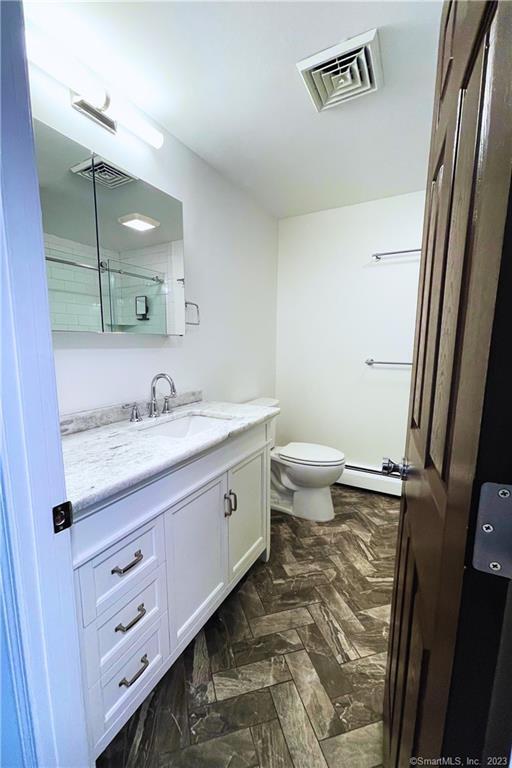 Building Photo - 10 Evergreen Pl