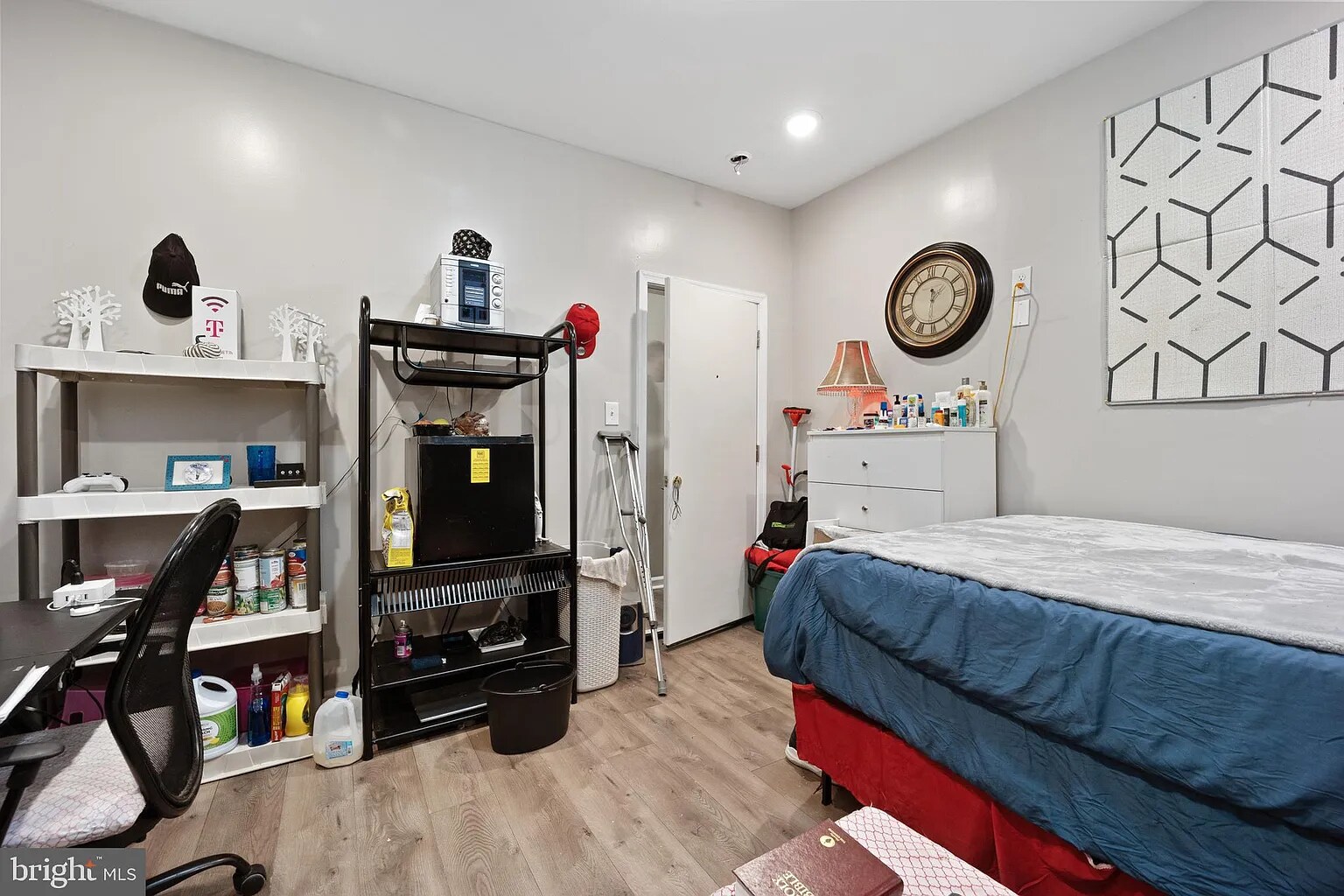 Building Photo - 1610 Dyre St