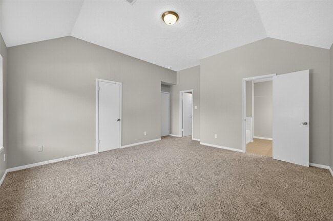 Building Photo - 1826 Oak Valley Dr