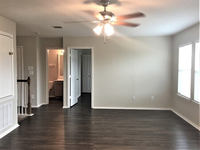 Building Photo - 20927 Banyan Crest Ln