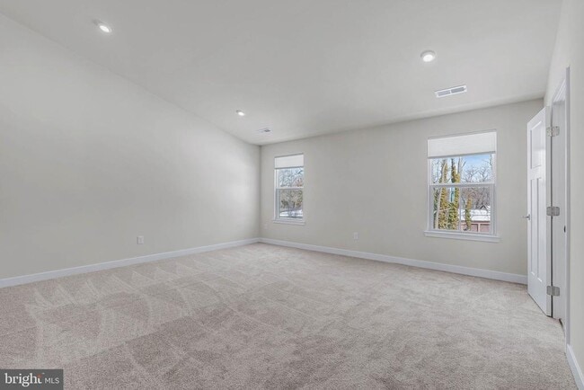 Building Photo - 88 Rosemary Wy