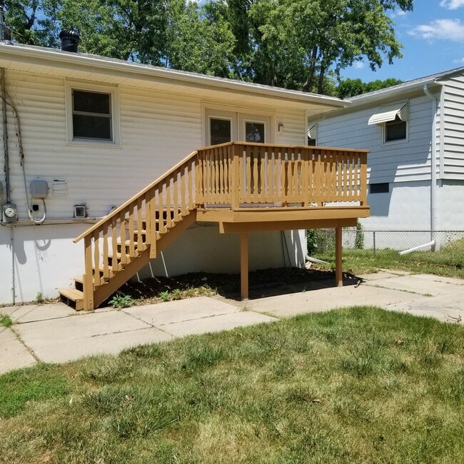 Building Photo - 3 bedroom in Westwood Heights!