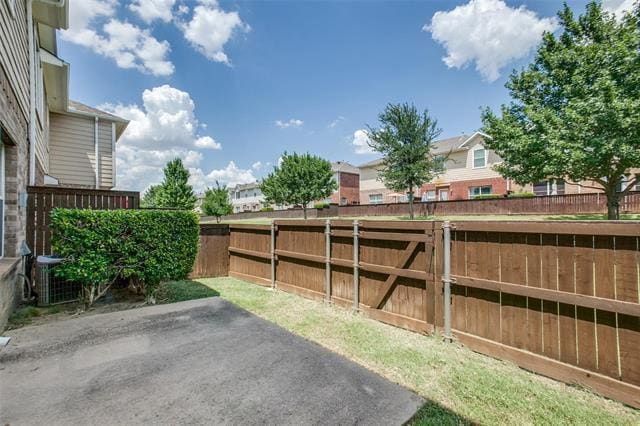 Building Photo - 8722 Bigelow Dr