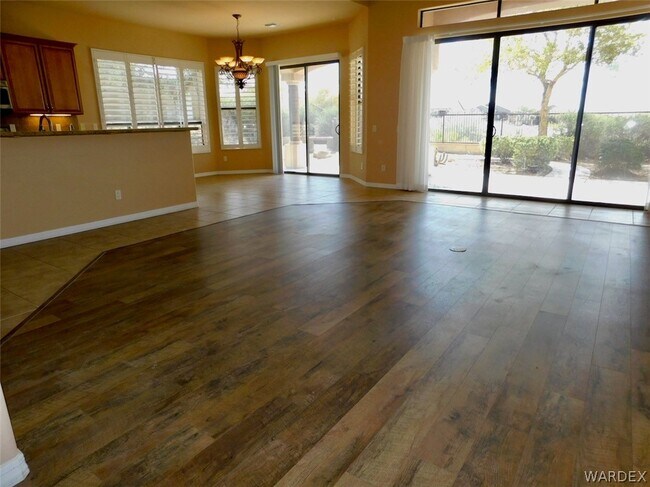 Building Photo - 2824 Fort Silver Dr