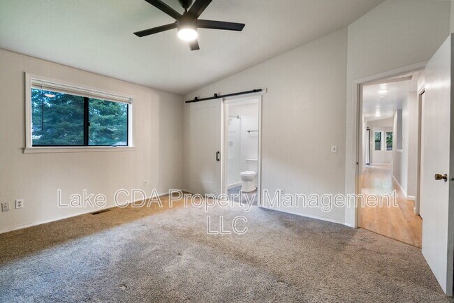 Building Photo - 13079 N Westwood Dr