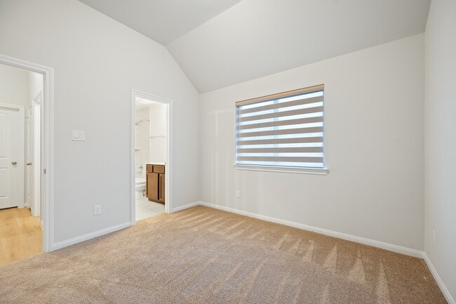 Building Photo - 839 Sarasota Shore Dr