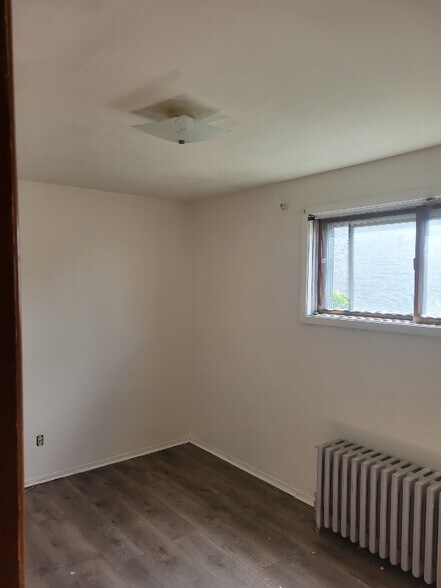 Building Photo - 183 Sherman Ave